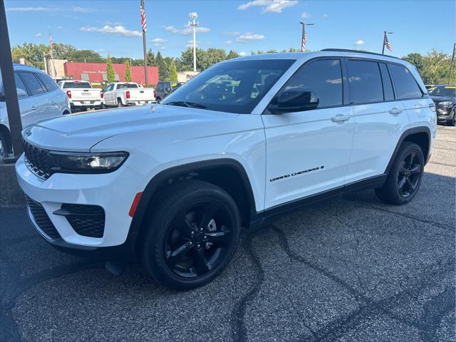 2023 Jeep Grand Cherokee Altitude 4x4