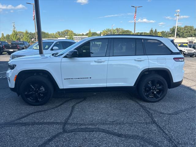 2023 Jeep Grand Cherokee Altitude 4x4