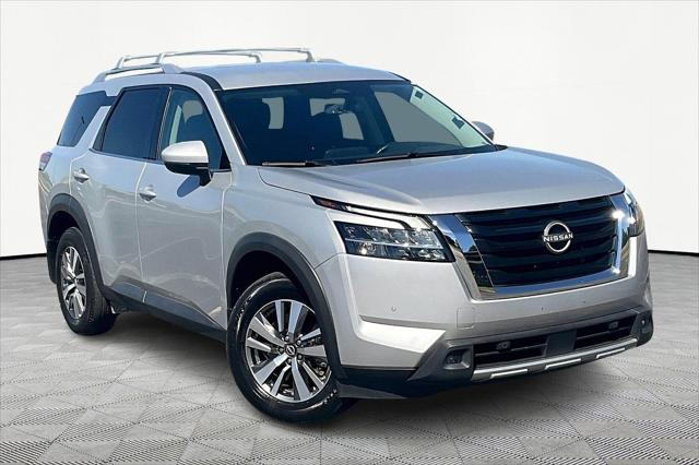 2023 Nissan Pathfinder SL 4WD