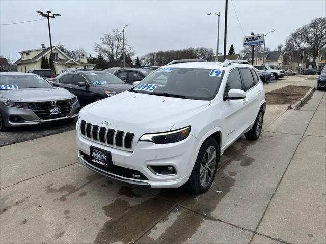 2019 Jeep Cherokee Overland 4x4 for sale in Milwaukee, WI