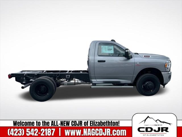 2024 RAM Ram 3500 Chassis Cab RAM 3500 TRADESMAN CHASSIS REGULAR CAB 4X4 60 CA