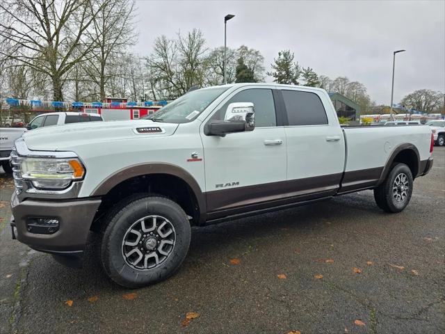 2024 RAM Ram 3500 RAM 3500 LIMITED LONGHORN CREW CAB 4X4 8 BOX