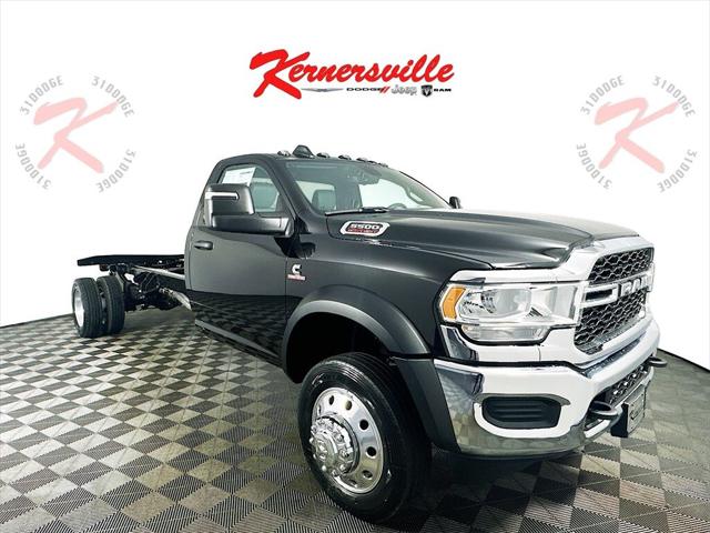 2024 RAM Ram 5500 Chassis Cab RAM 5500 TRADESMAN CHASSIS REGULAR CAB 4X4 120 CA
