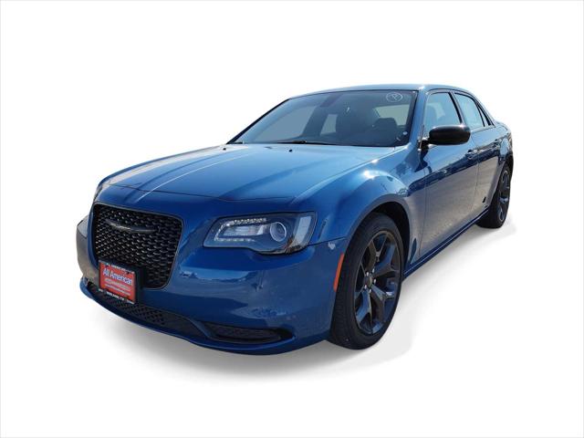 2023 Chrysler 300 Touring