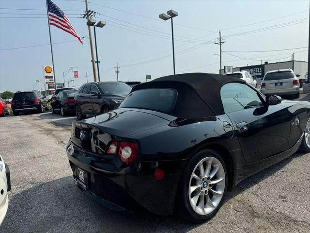 2005 BMW Z4 2.5i