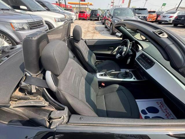 2005 BMW Z4 2.5i