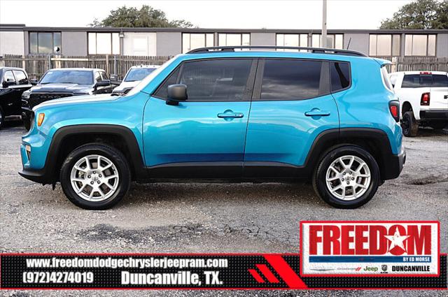 2022 Jeep Renegade Latitude 4x4 2022 Jeep Renegade Latitude 4x4