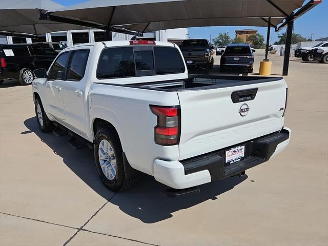 2022 Nissan Frontier Crew Cab SV 4x2