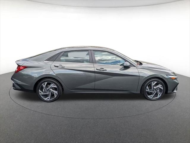 2024 Hyundai Elantra Hybrid Limited