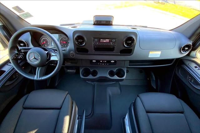 2025 Mercedes-Benz Sprinter 2500 Standard Roof 4-Cyl Diesel HO