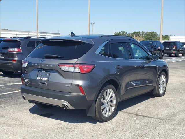 2022 Ford Escape Titanium Hybrid