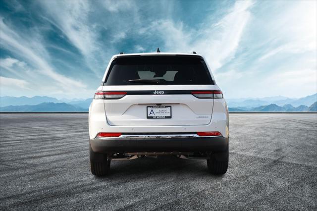 2025 Jeep Grand Cherokee GRAND CHEROKEE LAREDO 4X2