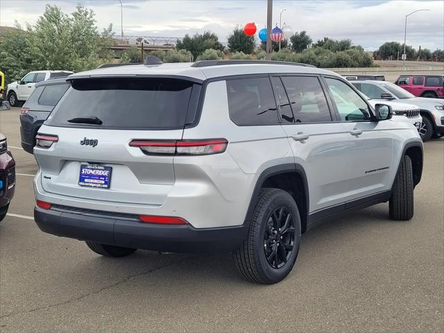 2025 Jeep Grand Cherokee GRAND CHEROKEE L ALTITUDE 4X4
