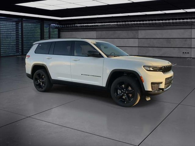 2025 Jeep Grand Cherokee GRAND CHEROKEE L ALTITUDE X 4X4