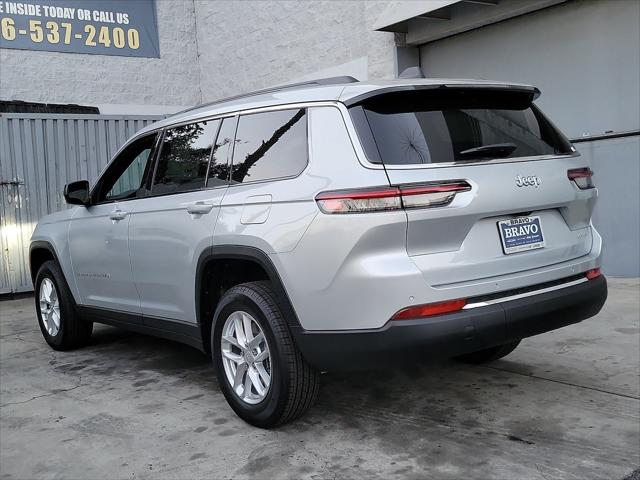 2025 Jeep Grand Cherokee GRAND CHEROKEE L LAREDO 4X2