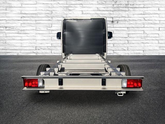 2025 RAM Ram ProMaster RAM PROMASTER 3500 SLT CUTAWAY 159 WB EXT / 104 CA