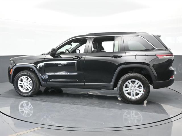 2025 Jeep Grand Cherokee GRAND CHEROKEE LAREDO 4X2