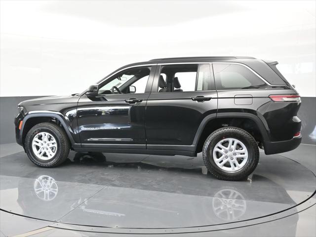 2025 Jeep Grand Cherokee GRAND CHEROKEE LAREDO 4X2