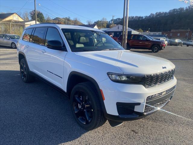 2025 Jeep Grand Cherokee GRAND CHEROKEE L ALTITUDE X 4X4