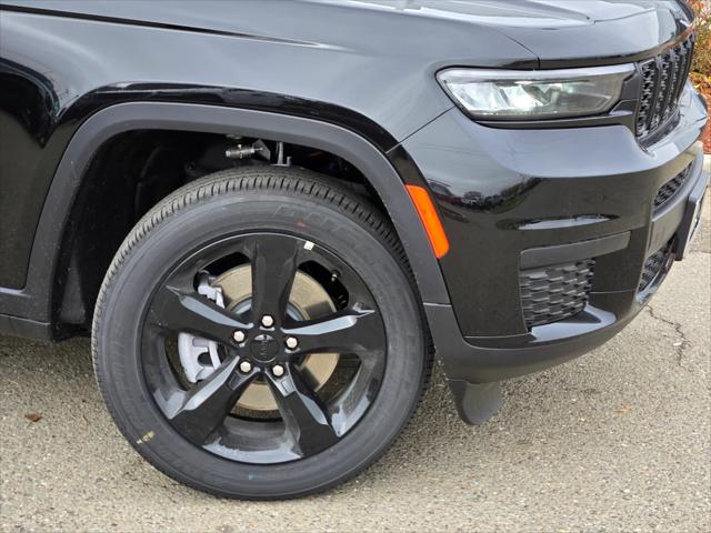 2025 Jeep Grand Cherokee GRAND CHEROKEE L ALTITUDE 4X4
