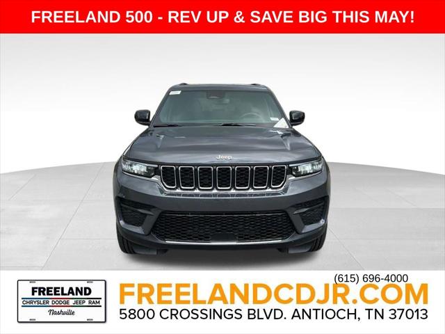 2025 Jeep Grand Cherokee GRAND CHEROKEE LAREDO 4X4