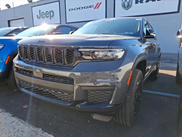 2025 Jeep Grand Cherokee GRAND CHEROKEE L ALTITUDE 4X4