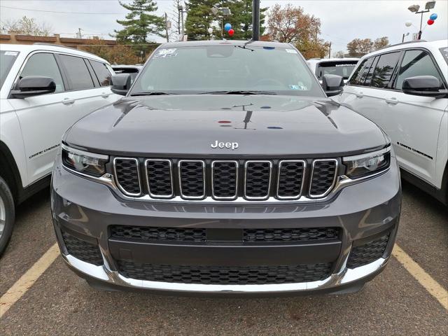 2025 Jeep Grand Cherokee GRAND CHEROKEE L LAREDO X 4X4