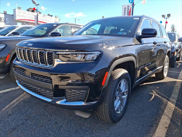 2025 Jeep Grand Cherokee GRAND CHEROKEE L LAREDO X 4X4