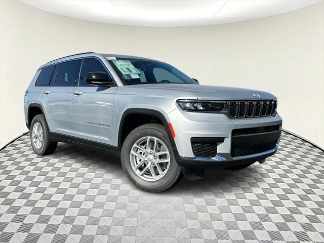 2025 Jeep Grand Cherokee GRAND CHEROKEE L LAREDO 4X2