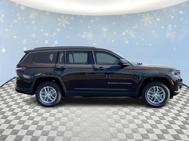 2025 Jeep Grand Cherokee GRAND CHEROKEE L LAREDO 4X4