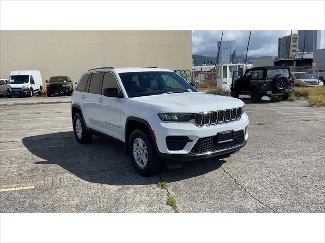 2025 Jeep Grand Cherokee GRAND CHEROKEE LAREDO 4X2