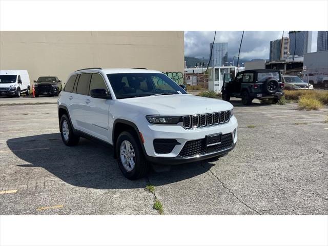 2025 Jeep Grand Cherokee GRAND CHEROKEE LAREDO 4X2