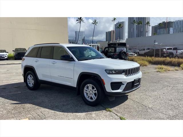 2025 Jeep Grand Cherokee GRAND CHEROKEE LAREDO 4X2