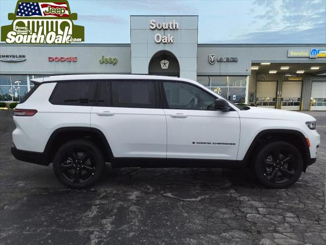 2025 Jeep Grand Cherokee GRAND CHEROKEE L ALTITUDE X 4X4