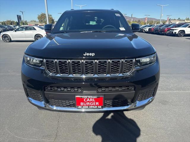 2025 Jeep Grand Cherokee GRAND CHEROKEE L LAREDO X 4X2
