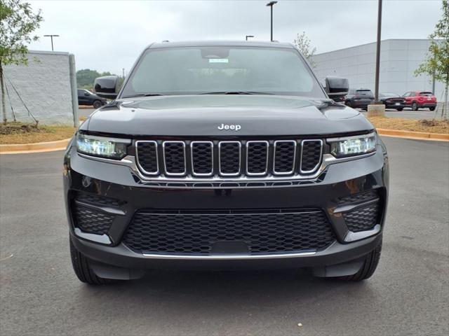 2024 Jeep Grand Cherokee GRAND CHEROKEE LAREDO X 4X4