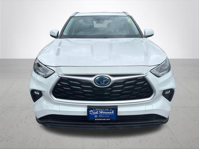 2023 Toyota Highlander Hybrid XLE Bronze