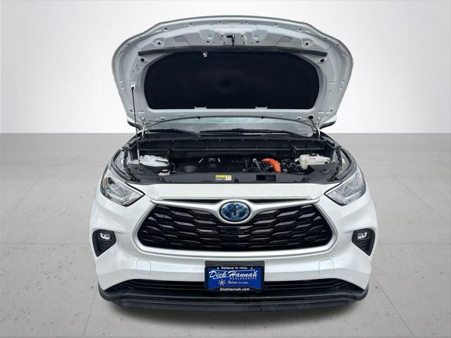 2023 Toyota Highlander Hybrid XLE Bronze