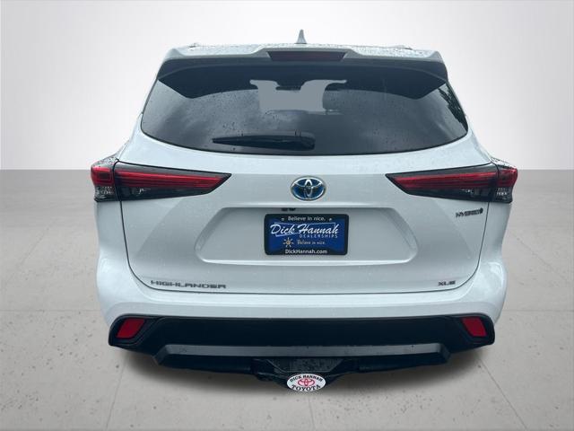2023 Toyota Highlander Hybrid XLE Bronze