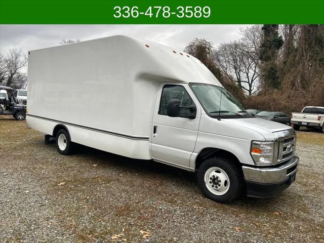 2025 Ford E-350 Cutaway E-Series Cutaway