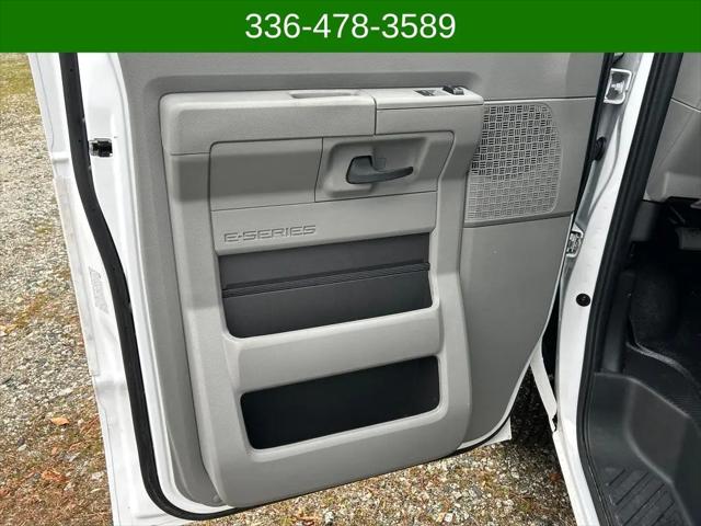 2025 Ford E-350 Cutaway E-Series Cutaway