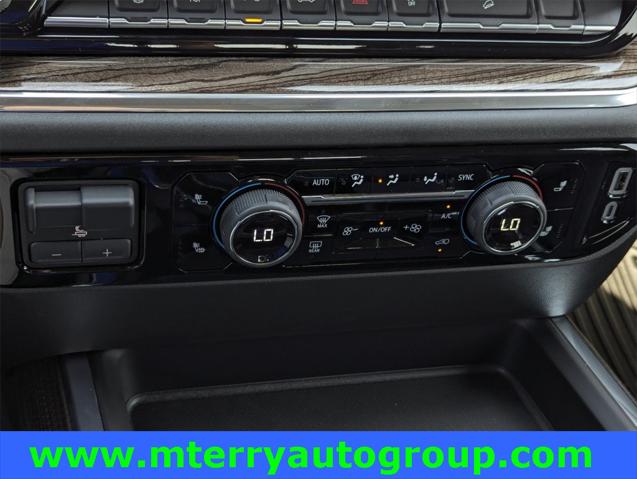 2025 Chevrolet Silverado 2500HD 4WD Crew Cab Standard Bed LT