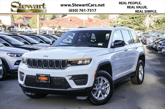 2025 Jeep Grand Cherokee GRAND CHEROKEE LAREDO X 4X4