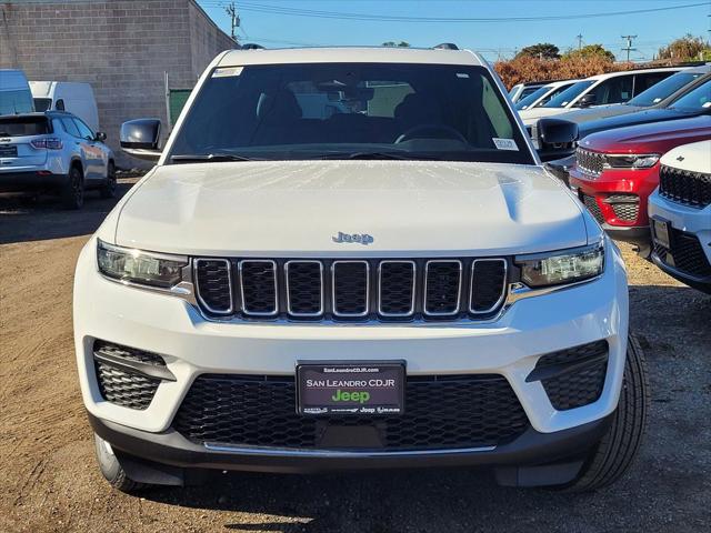 2025 Jeep Grand Cherokee GRAND CHEROKEE LAREDO X 4X2