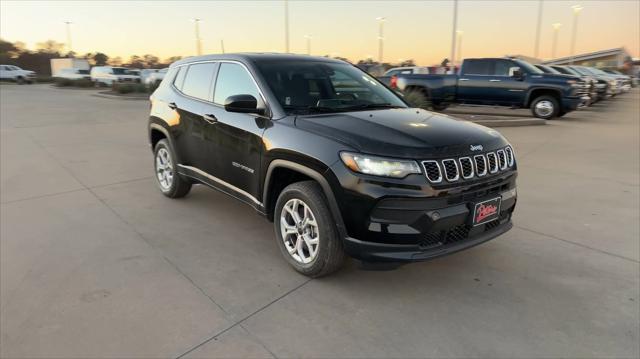 2025 Jeep Compass COMPASS SPORT 4X4