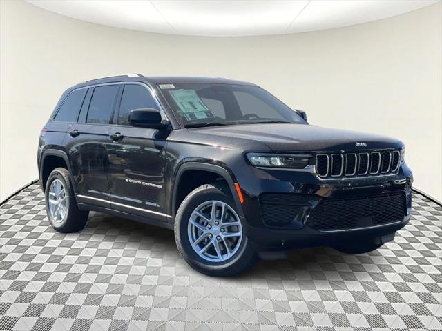 2025 Jeep Grand Cherokee GRAND CHEROKEE LAREDO X 4X4 2025 Jeep Grand Cherokee GRAND CHEROKEE LAREDO X 4X4