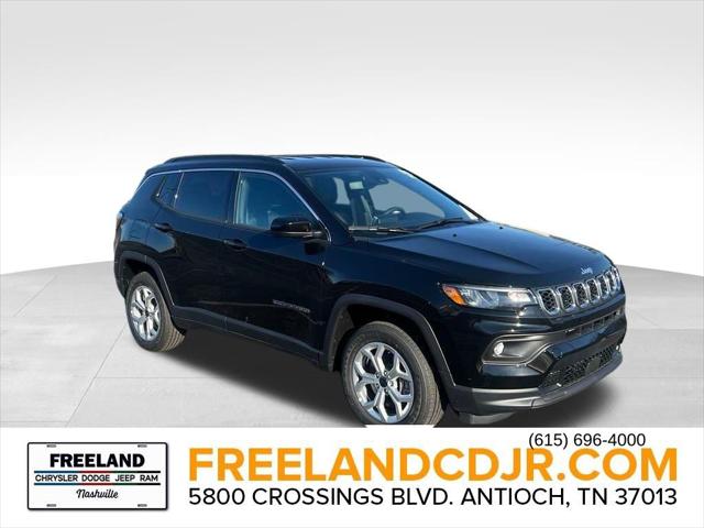 2025 Jeep Compass COMPASS LATITUDE 4X4