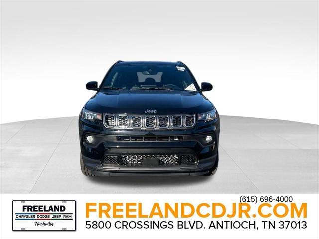 2025 Jeep Compass COMPASS LATITUDE 4X4