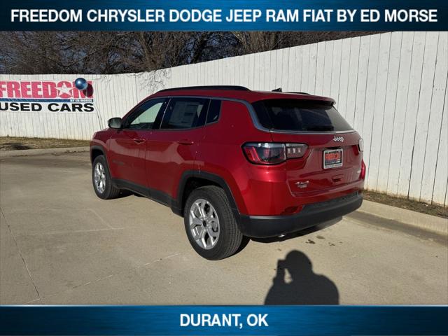 2025 Jeep Compass COMPASS LATITUDE 4X4