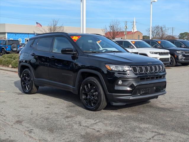 2025 Jeep Compass COMPASS LATITUDE 4X4